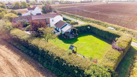 4 bedroom Detached house for sale in Silvertoft Lane, Frampton West, PE20