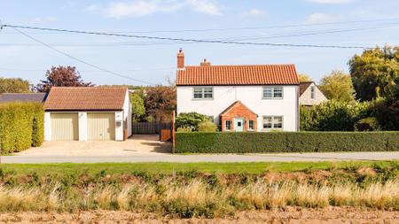 4 bedroom Detached house for sale in Silvertoft Lane, Frampton West, PE20