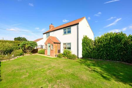 4 bedroom Detached house for sale in Silvertoft Lane, Frampton West, PE20
