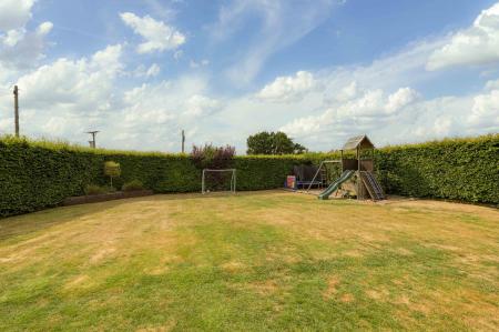 4 bedroom Detached house for sale in Silvertoft Lane, Frampton West, PE20