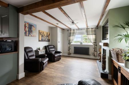 4 bedroom Detached house for sale in Silvertoft Lane, Frampton West, PE20