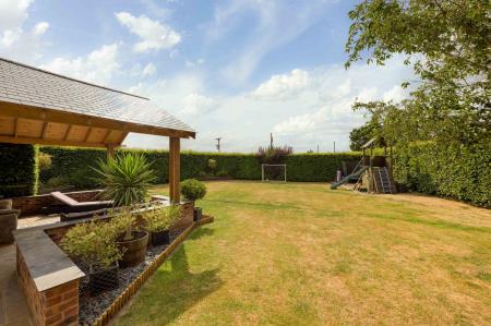 4 bedroom Detached house for sale in Silvertoft Lane, Frampton West, PE20