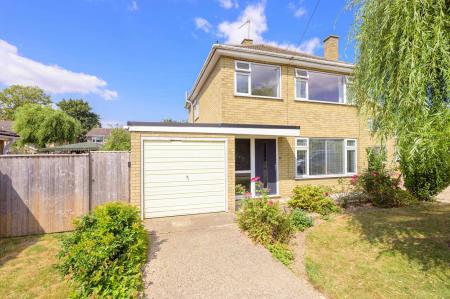 3 bedroom Detached house for sale in Glen Drive, Boston, PE21