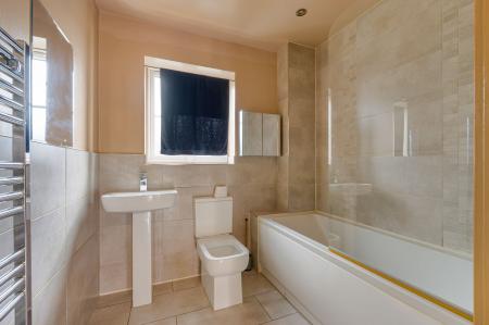 2 bedroom Detached bungalow for sale in North End, Swineshead, PE20