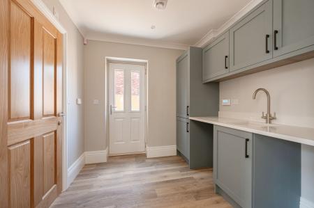 4 bedroom Detached house for sale in Philbeech Gardens, Kirton, PE20