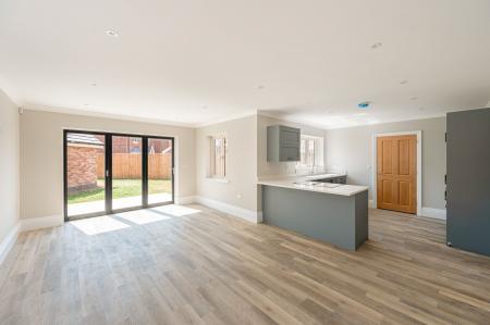 4 bedroom Detached house for sale in Philbeech Gardens, Kirton, PE20