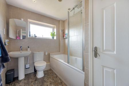 3 bedroom Detached house for sale in Hall Lane, Stickney, PE22