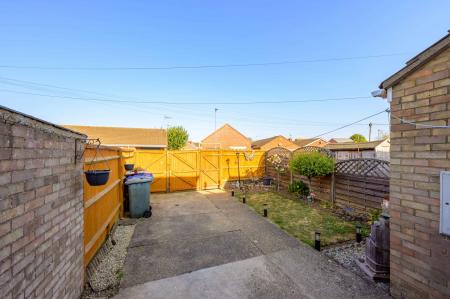 3 bedroom Semi-detached house for sale in Bradford Road, Boston, PE21