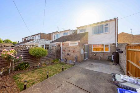 3 bedroom Semi-detached house for sale in Bradford Road, Boston, PE21