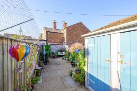2 bedroom Terraced House for sale in Fishtoft Road, Boston, PE21