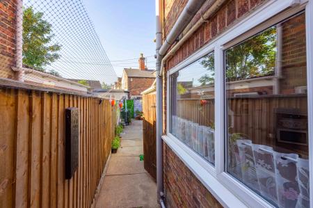 2 bedroom Terraced House for sale in Fishtoft Road, Boston, PE21