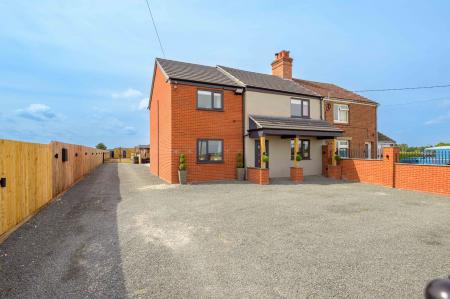 4 bedroom Semi-detached house for sale in West End Road, Frampton, PE20
