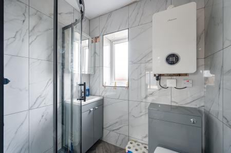 4 bedroom Semi-detached house for sale in West End Road, Frampton, PE20