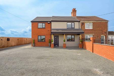 4 bedroom Semi-detached house for sale in West End Road, Frampton, PE20