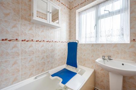 3 bedroom Terraced House for sale in Peck Avenue, Boston, PE21