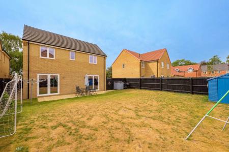 4 bedroom Detached house for sale in Plough Way, Frampton, PE20