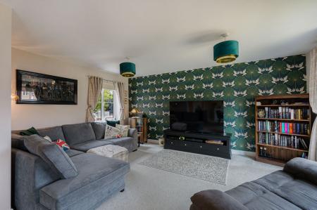 4 bedroom Detached house for sale in Plough Way, Frampton, PE20