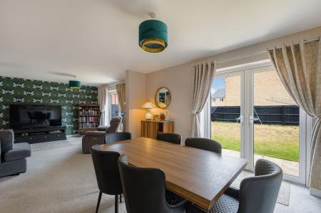 4 bedroom Detached house for sale in Plough Way, Frampton, PE20