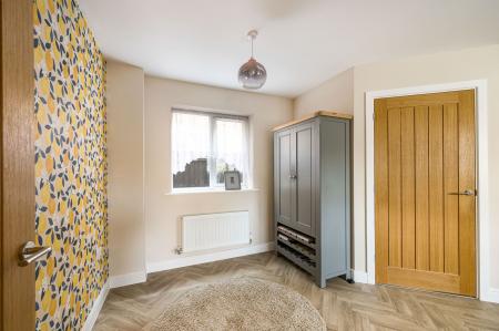4 bedroom Detached house for sale in Plough Way, Frampton, PE20
