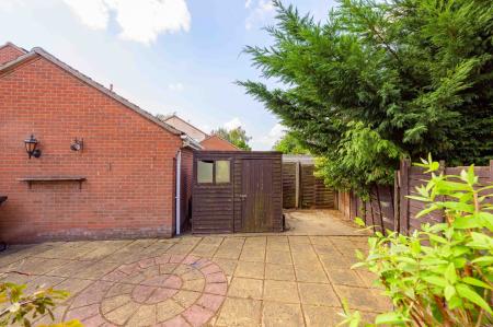 3 bedroom Semi-detached house for sale in Parsons Drive, Boston, PE21