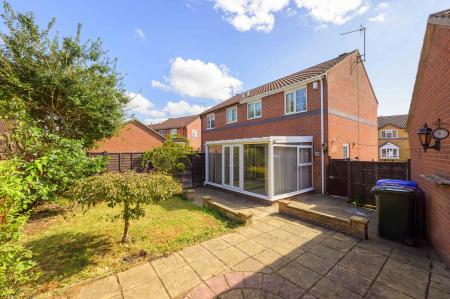 3 bedroom Semi-detached house for sale in Parsons Drive, Boston, PE21
