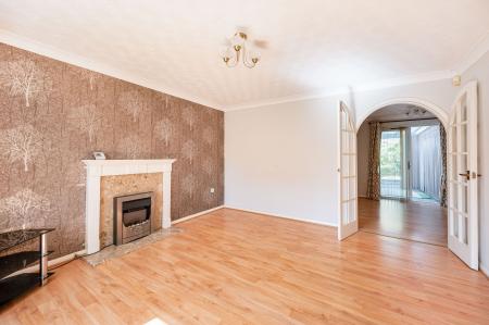 3 bedroom Semi-detached house for sale in Parsons Drive, Boston, PE21