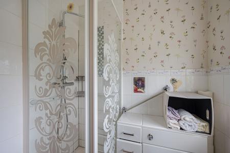 2 bedroom Detached bungalow for sale in Green Lane, Sutterton, PE20