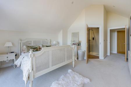 5 bedroom Detached house for sale in Meadowfields, Kirton End, PE20