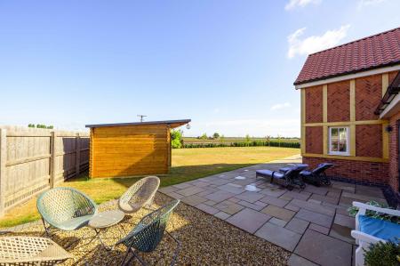 5 bedroom Detached house for sale in Meadowfields, Kirton End, PE20
