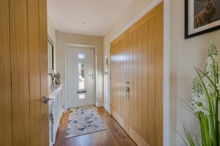 5 bedroom Detached house for sale in Meadowfields, Kirton End, PE20