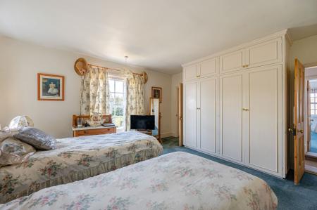 4 bedroom Detached house for sale in North End, Swineshead, PE20