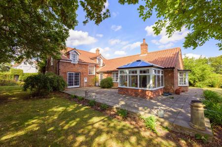 4 bedroom Detached house for sale in North End, Swineshead, PE20