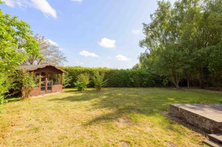 4 bedroom Detached house for sale in North End, Swineshead, PE20