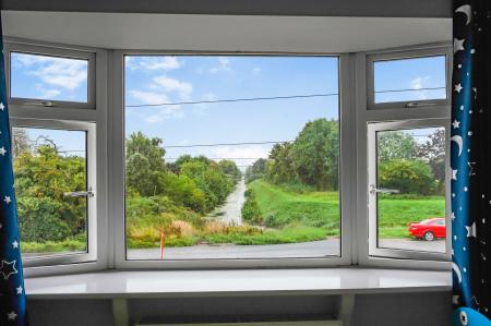 3 bedroom Semi-detached house for sale in Langrick Road, Boston, PE21
