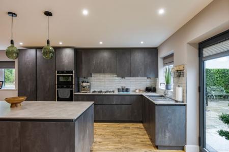 4 bedroom Detached house for sale in Tattershall Road, Boston, PE21