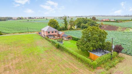 4 bedroom Detached house for sale in Tattershall Road, Boston, PE21