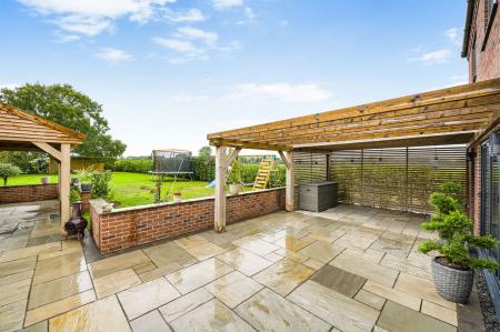 4 bedroom Detached house for sale in Tattershall Road, Boston, PE21