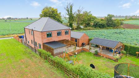 4 bedroom Detached house for sale in Tattershall Road, Boston, PE21