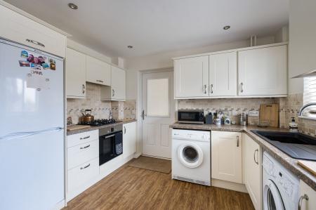 3 bedroom Semi-detached house for sale in Manwaring Way, Swineshead, PE20