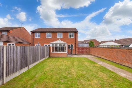 3 bedroom Semi-detached house for sale in Manwaring Way, Swineshead, PE20