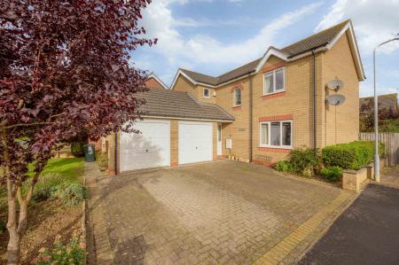 4 bedroom Detached house for sale in Glebe Close, Sibsey, PE22