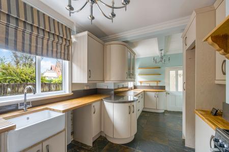 5 bedroom Detached house for sale in Queens Road, Boston, PE21
