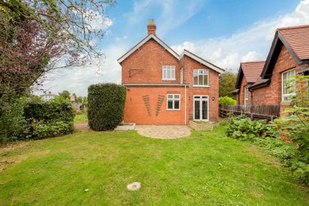 5 bedroom Detached house for sale in Queens Road, Boston, PE21