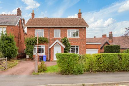 5 bedroom Detached house for sale in Queens Road, Boston, PE21