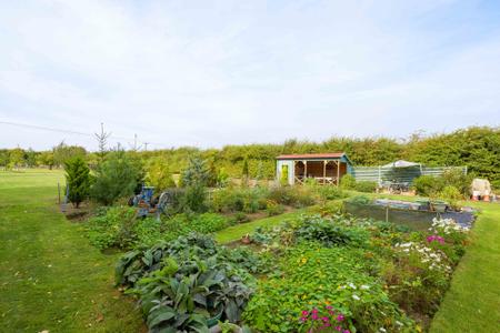 2 bedroom Detached bungalow for sale in Cut End Road, Fishtoft, PE22