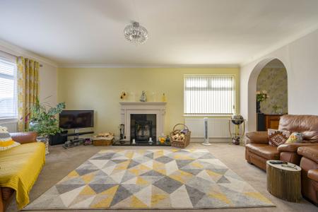 2 bedroom Detached bungalow for sale in Cut End Road, Fishtoft, PE22