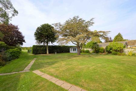 2 bedroom Detached bungalow for sale in Cut End Road, Fishtoft, PE22