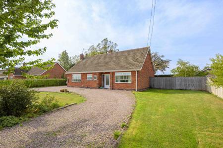 2 bedroom Detached bungalow for sale in Cut End Road, Fishtoft, PE22