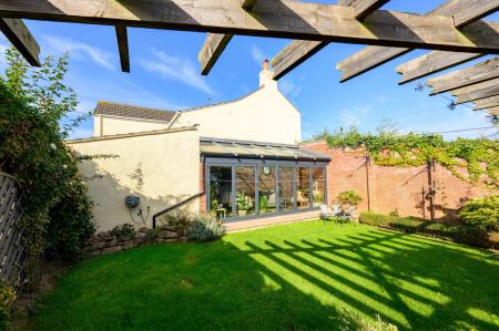 3 bedroom Detached house for sale in Fishtoft Road, Fishtoft, PE21