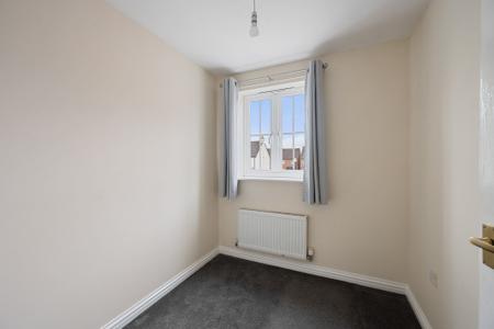 3 bedroom End of terrace house for sale in The Square, Kirton, PE20